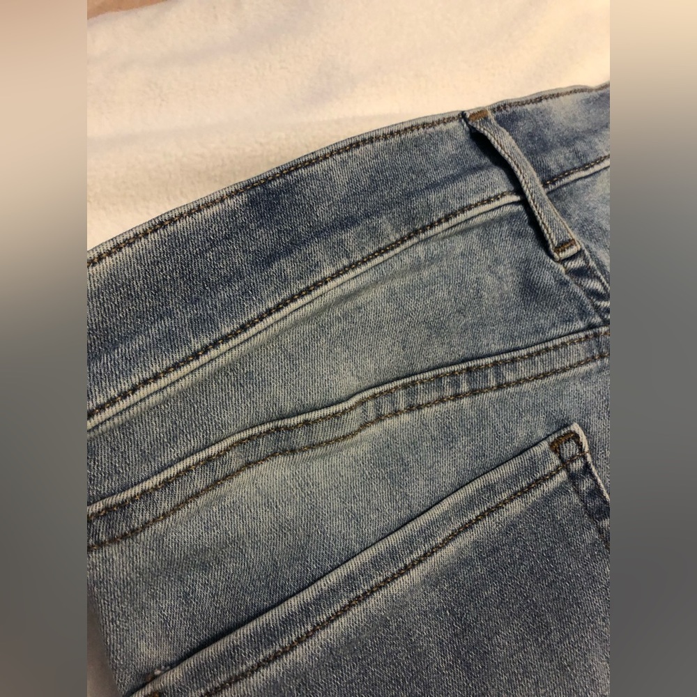 High Rise Boot Cut Jeans - Picture 5 of 7